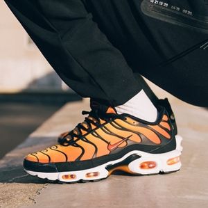 nike tn plus sunset